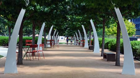 Walkway in Klyde Warren Park